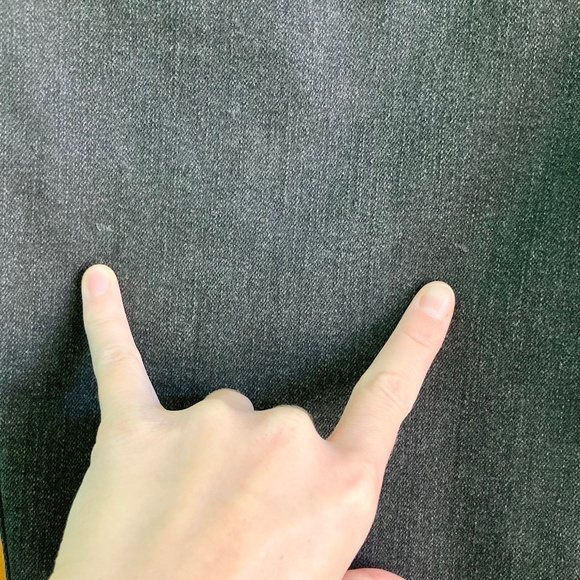 Women’s size 14 Jessica Simpson gently used black high rise stretch skinny jeans - Picture 9 of 9